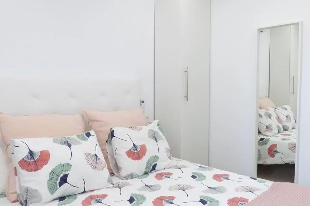 Caprichoso Apartamento En El Corazon De Puerto Banus Marbella Bagian luar foto